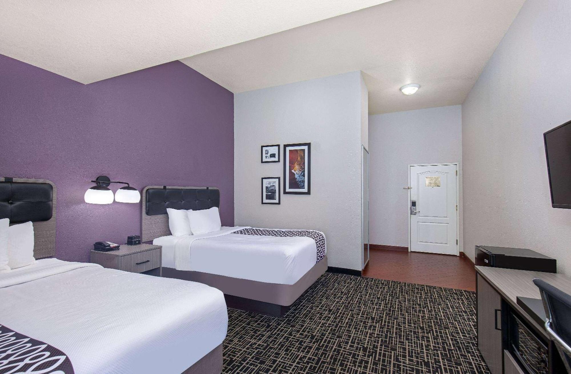 La Quinta By Wyndham Bowling Green Exterior photo